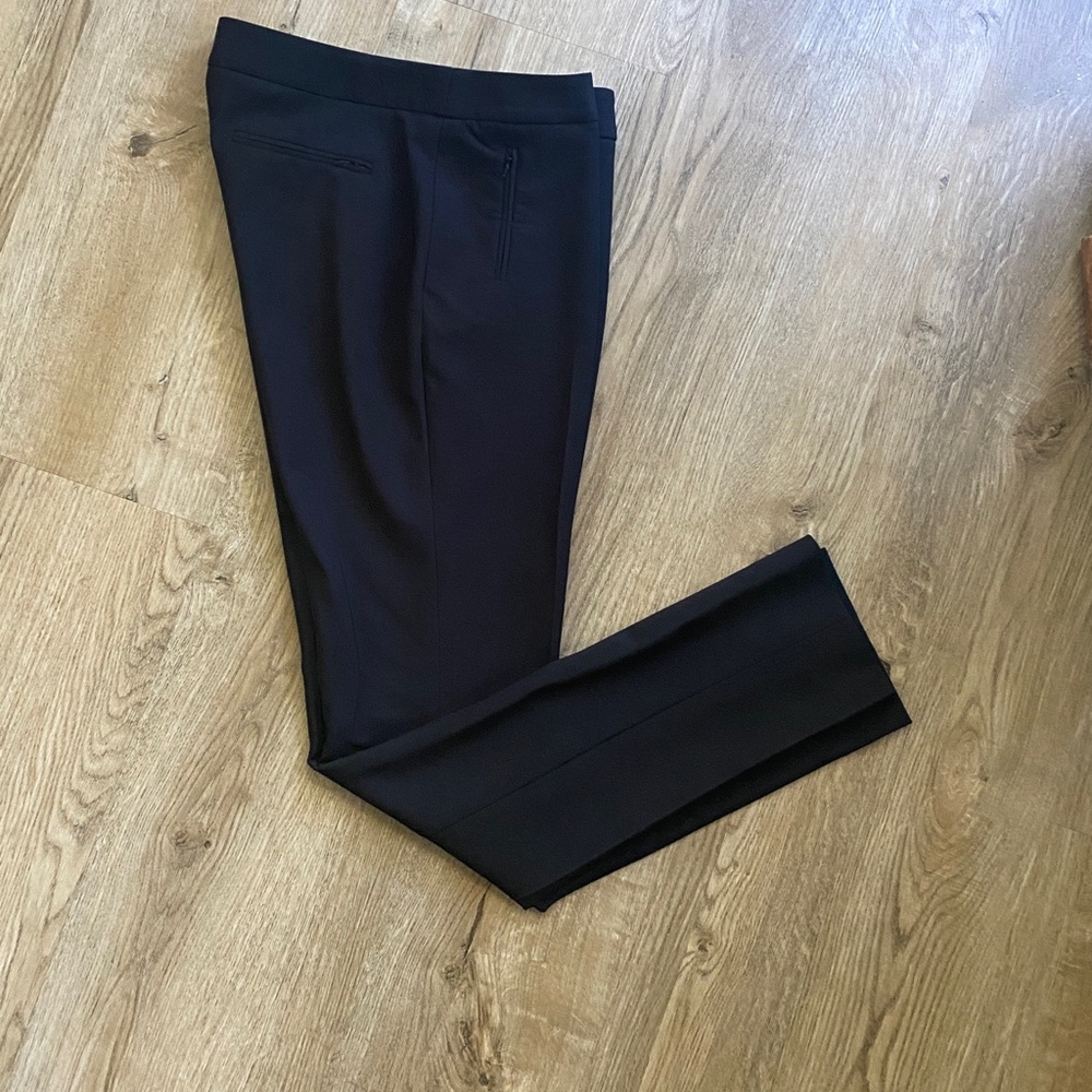 Like new Slim fit pant